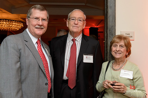 Temple_NYC_Alumni_Holiday_Party_2014-021