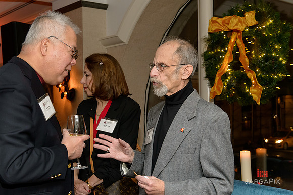 Temple_NYC_Alumni_Holiday_Party_2014-019