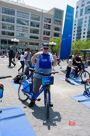 Soho_CitiBike_Installation_Union_Square_Spring_2016-0343