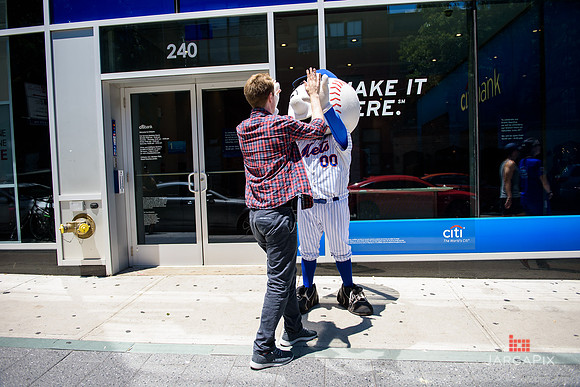 Soho_Exp_Citi_Williamsburg_Mr_Met_6-20-2017_331