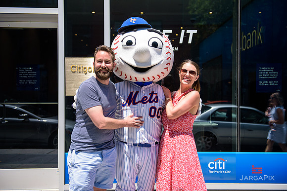 Soho_Exp_Citi_Williamsburg_Mr_Met_6-20-2017_260