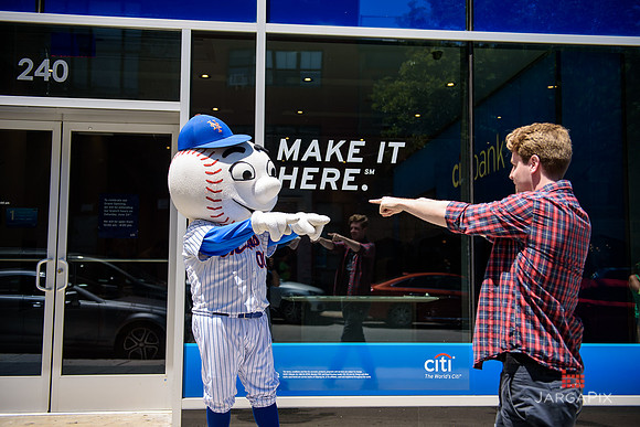 Soho_Exp_Citi_Williamsburg_Mr_Met_6-20-2017_334