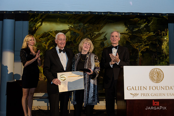 The_Galien_Foundation_Awards_2015_AMONH-329