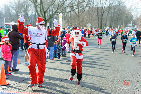 SuperSanta_5k_Slideshow-050