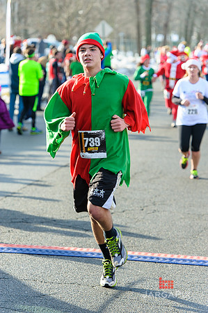 SuperSanta_5k_Slideshow-039