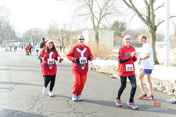 SuperSanta_5k_Slideshow-080