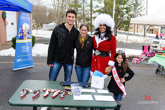 SuperSanta_5k_Slideshow-095