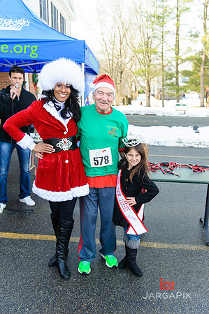 SuperSanta_5k_Slideshow-102
