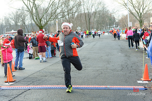 SuperSanta_5k_Slideshow-060
