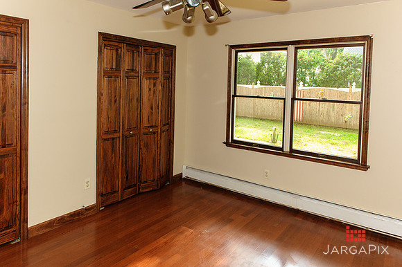 Mike Akkus - BetterHomes - 326 Boulevard, New Milford NJ