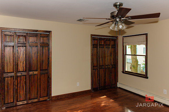 Mike Akkus - BetterHomes - 326 Boulevard, New Milford NJ