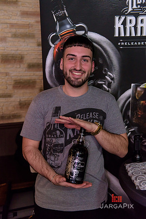 Soho_Exp_Kraken_Luna_Woodfire-029