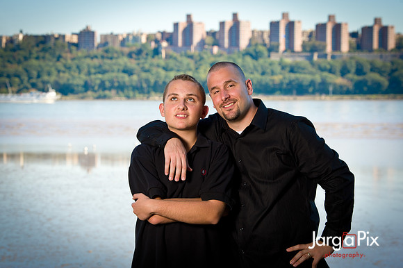 Discacio_Family_Ross_Dock_2011-138-2