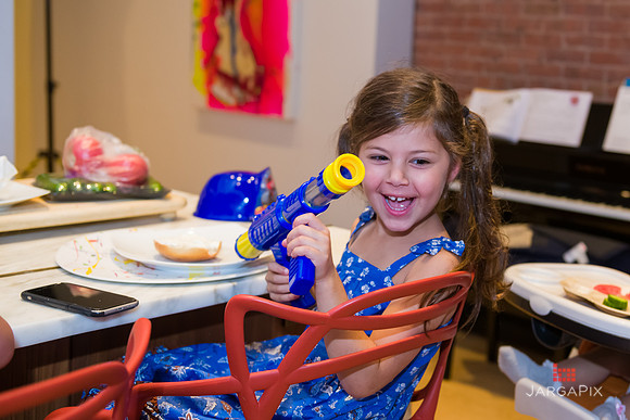 Funt_Family_Preview-05