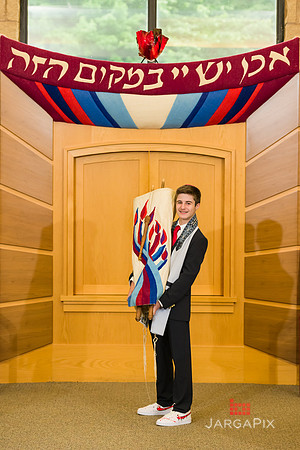 Sydney_Matthew_BnaiMitzvah_Preview-023