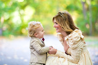 Kainatsky_Family_Session_Fall22_Preview-04
