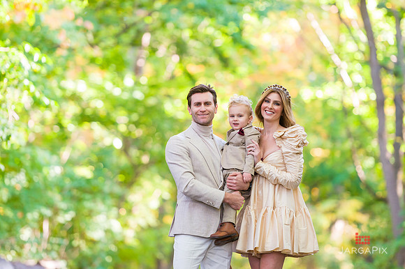 Kainatsky_Family_Session_Fall22_Preview-02