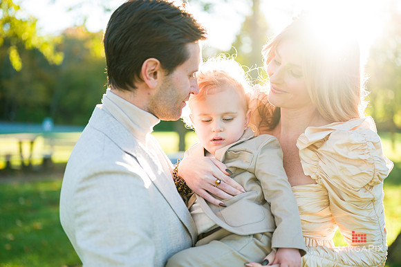 Kainatsky_Family_Session_Fall22_Preview-18