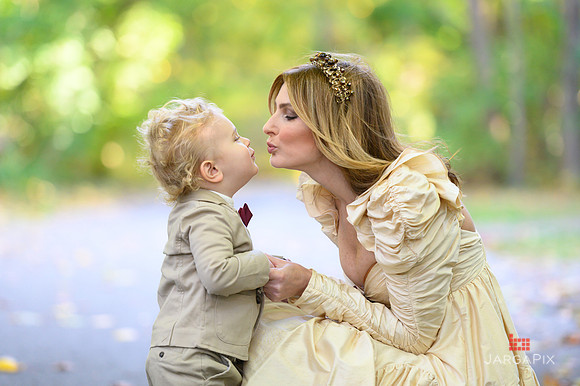 Kainatsky_Family_Session_Fall_2022_Preview-044