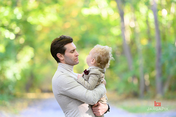 Kainatsky_Family_Session_Fall_2022_Preview-038