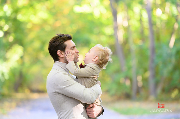 Kainatsky_Family_Session_Fall_2022_Preview-036
