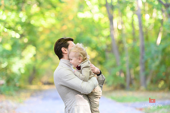Kainatsky_Family_Session_Fall_2022_Preview-039