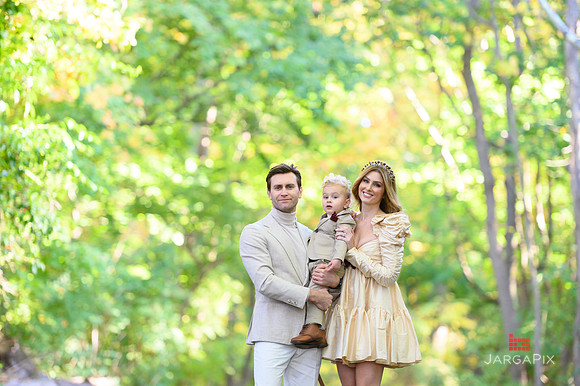 Kainatsky_Family_Session_Fall_2022_Preview-017