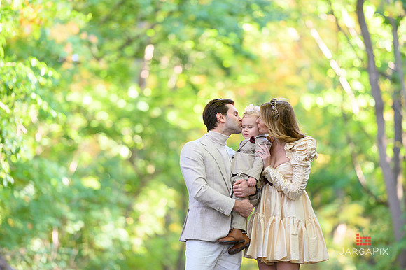 Kainatsky_Family_Session_Fall_2022_Preview-027