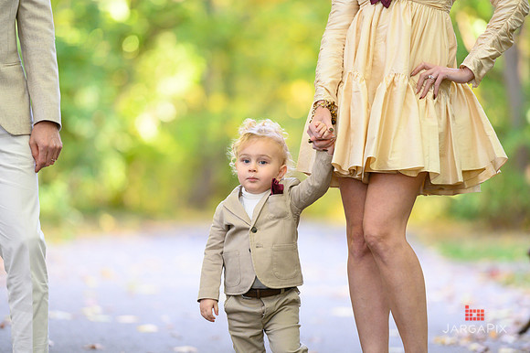 Kainatsky_Family_Session_Fall_2022_Preview-009