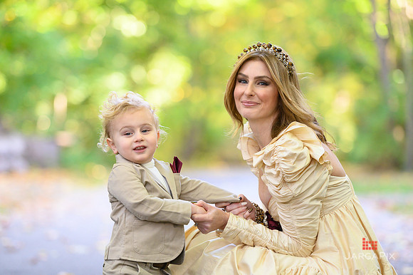 Kainatsky_Family_Session_Fall_2022_Preview-041