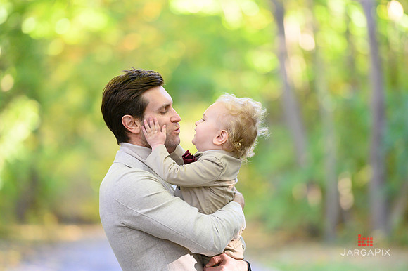 Kainatsky_Family_Session_Fall_2022_Preview-037