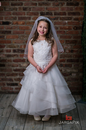 Isabella_Communion_Slideshow-05