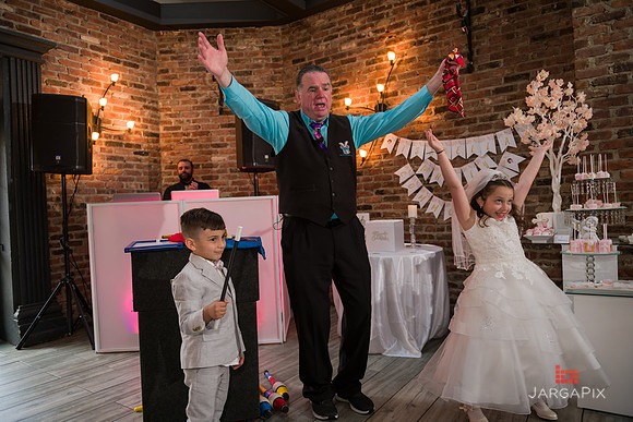 Isabella_Communion_Slideshow-33