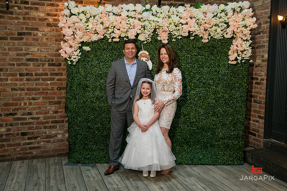 Isabella_Communion_Slideshow-16