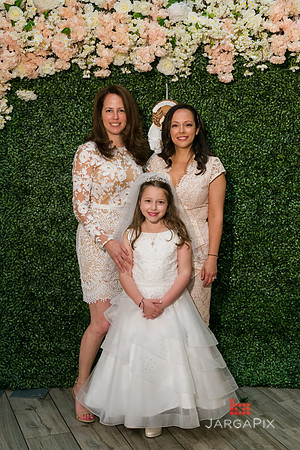 Isabella_Communion_Slideshow-28