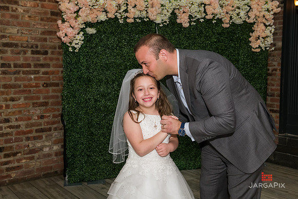Isabella_Communion_Slideshow-26