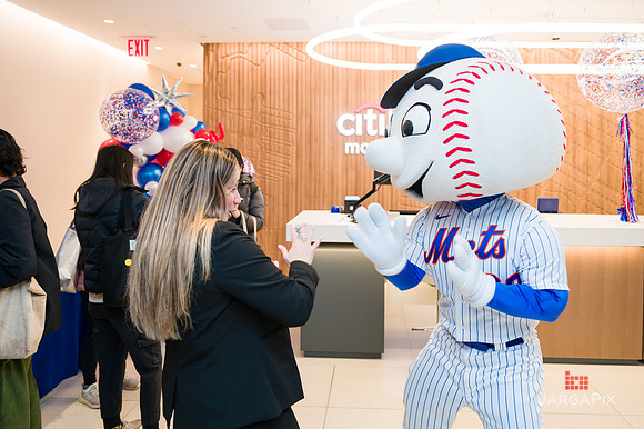 Soho_Citi_Moynihan_Train_Hall_Grand_Opening-090
