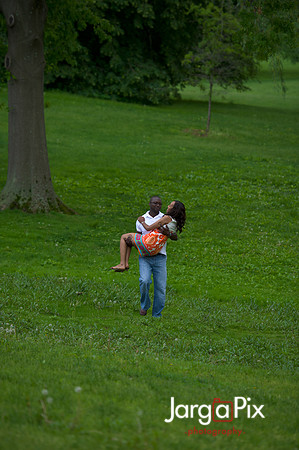 Huda_Patrick_Engagment_Session-244