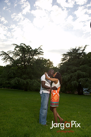 Huda_Patrick_Engagment_Session-141