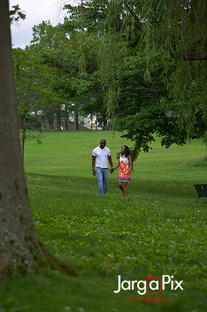 Huda_Patrick_Engagment_Session-234