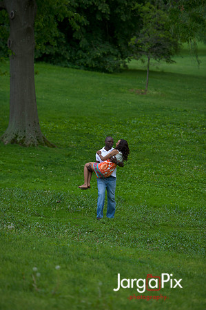Huda_Patrick_Engagment_Session-245