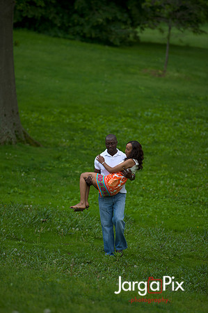 Huda_Patrick_Engagment_Session-248