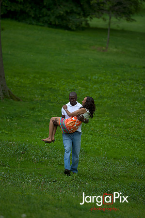 Huda_Patrick_Engagment_Session-247