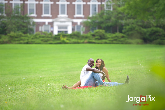 Huda_Patrick_Engagment_Session-093