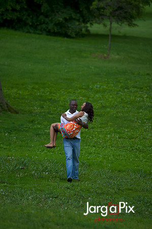 Huda_Patrick_Engagment_Session-243