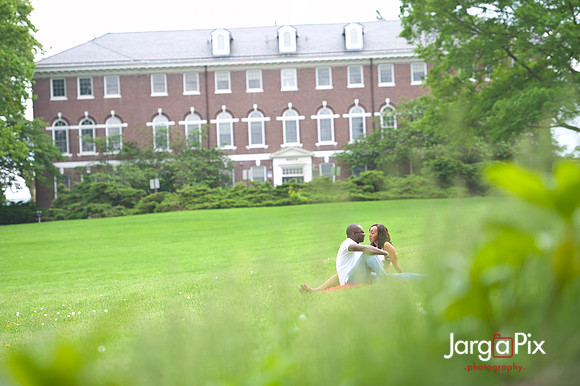 Huda_Patrick_Engagment_Session-097
