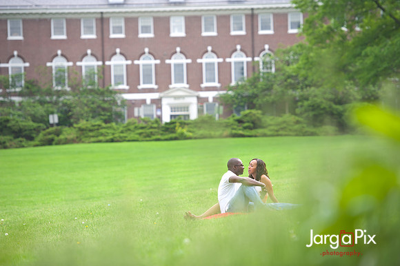 Huda_Patrick_Engagment_Session-099