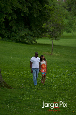 Huda_Patrick_Engagment_Session-241