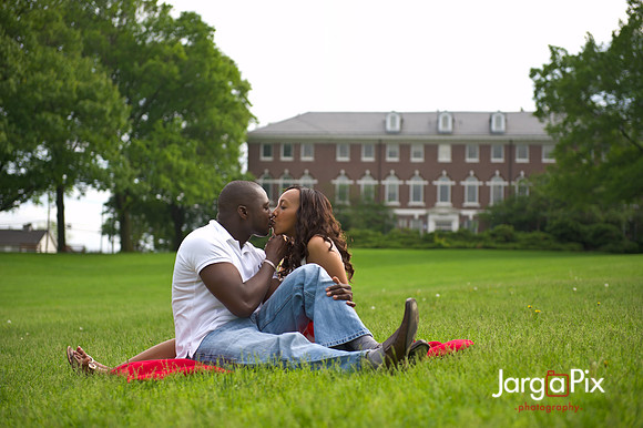 Huda_Patrick_Engagment_Session-128