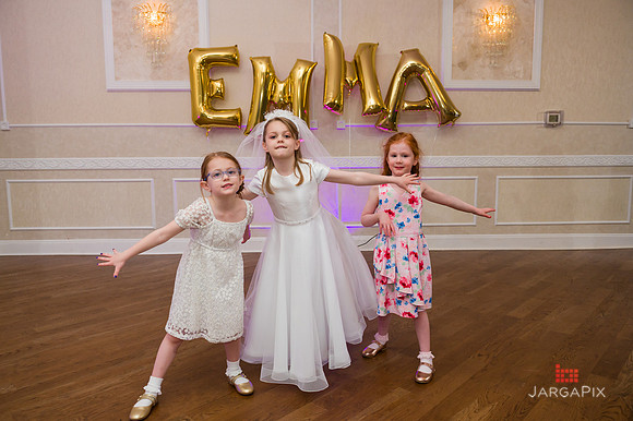 Emma_Communion_Preview-35